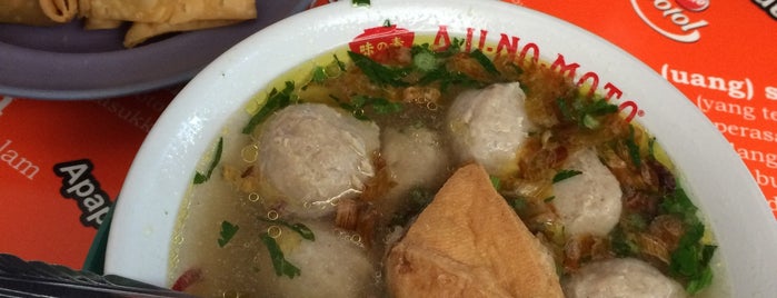 Bakso Alam Indah is one of Guide to Makassar's best spots.