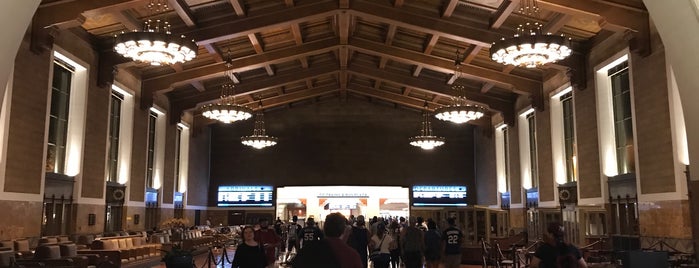Union Station is one of Lugares favoritos de Juliana.