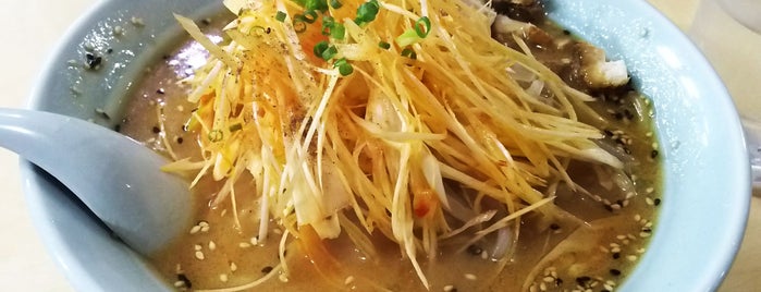 ラーメンくるまや 葉山店 is one of 訪問済みラーメン店.