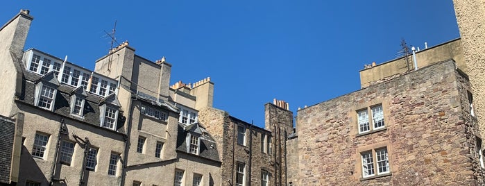 Riddle's Court is one of Edinburgh.