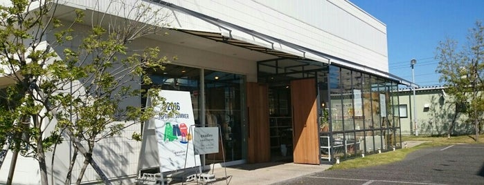 quadro sundry store 岡崎店 is one of create.