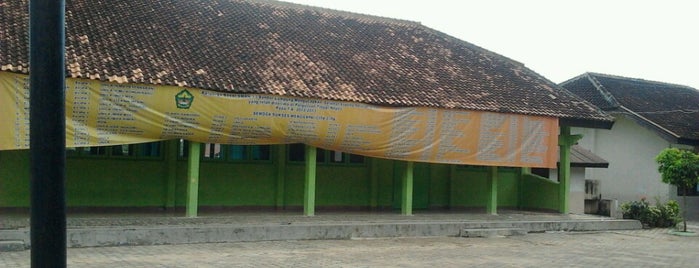 SMA Negeri 13 Bandar Lampung is one of Bandar Lampung High School.