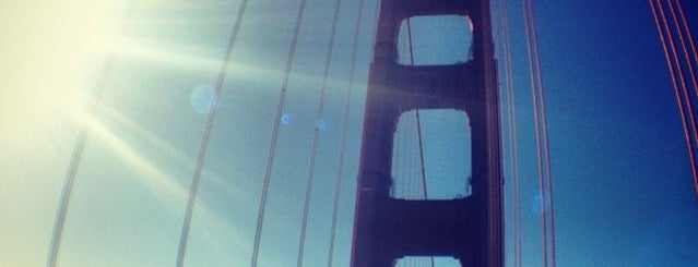 Golden Gate Bridge is one of Worthwhile Places to Visit in SF.