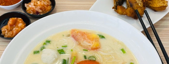 满已海鲜面家 Mun Qi Seafood Noodles Restaurant is one of PJ/KL.