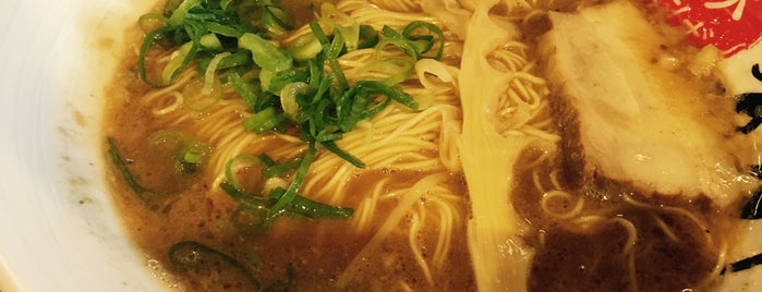 豚そば ぎんや 豊田美里店 is one of ラーメン屋(巡礼済).