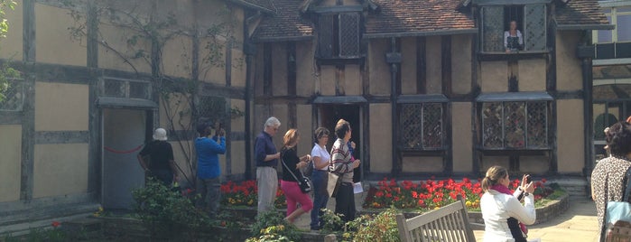 Shakespeare's Birthplace is one of Joana’s Liked Places.