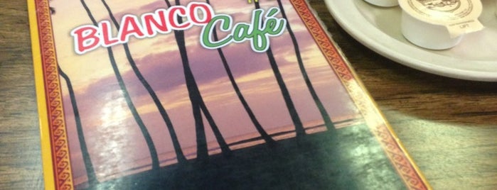 Blanco Cafe is one of Tempat yang Disukai Marco.