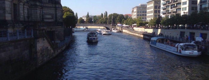 siebenblau is one of DIY Berlin.