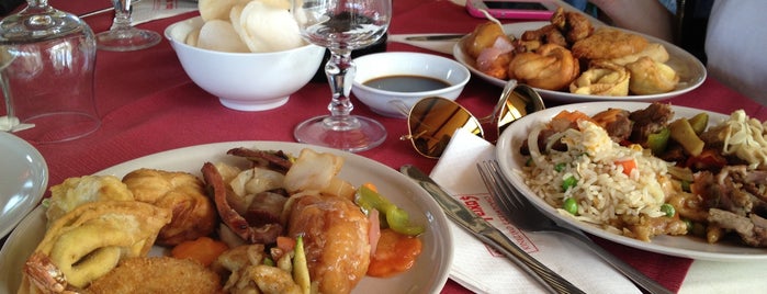 Σινικό Τείχος is one of Asian food.