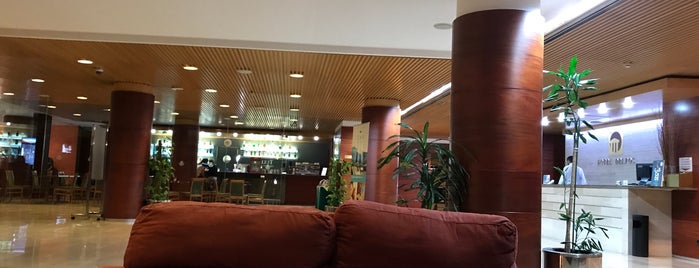 Hotel Prisma is one of Yalçın'ın Beğendiği Mekanlar.
