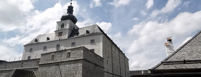 Burg Forchtenstein is one of Várak Kastélyok.