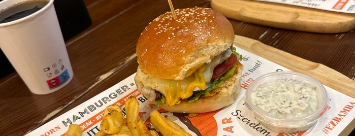 Bamba Marha Burger Bar is one of Cafe before bar in Budapest.