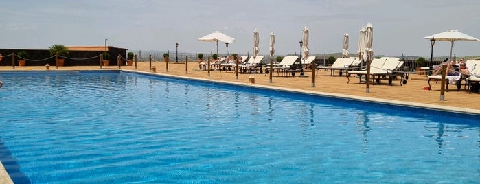 Hotel La Caminera Golf & Spa is one of Pendientes España 1.