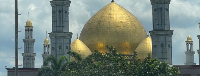 Masjid Dian Al Mahri - Kubah Emas is one of masjid wajib kunjung.