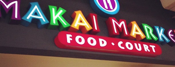 Makai Market Food Court is one of Locais salvos de Jessica w/.