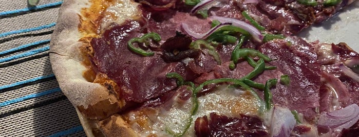 Baba Pizza is one of Locais curtidos por Tulin.