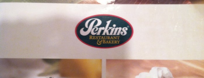Perkins Restaurant & Bakery is one of สถานที่ที่ Gail ถูกใจ.