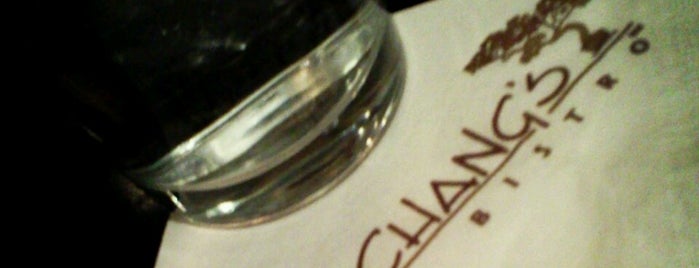 P.F. Chang's is one of Lugares favoritos de Jenn.