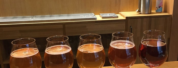 Folkways Brewing is one of マイクロブルワリー / Taproom.