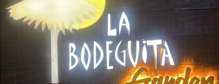 Restaurante La Bodeguita is one of Restaurantes.