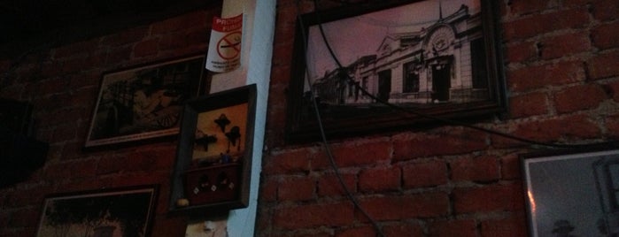 Fito's Bar is one of Bares SJ.