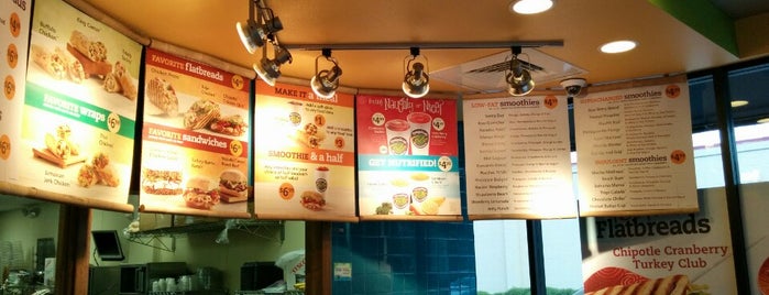 Tropical Smoothie Cafe is one of สถานที่ที่ Craig ถูกใจ.