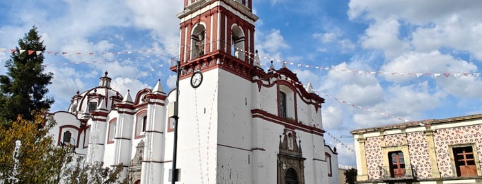 Parroquia de San Pedro Apóstol is one of Idos Puebla e Cholula.