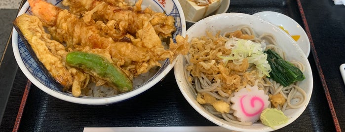 新宿甲州屋蕎麦店 is one of 私のランチ処.