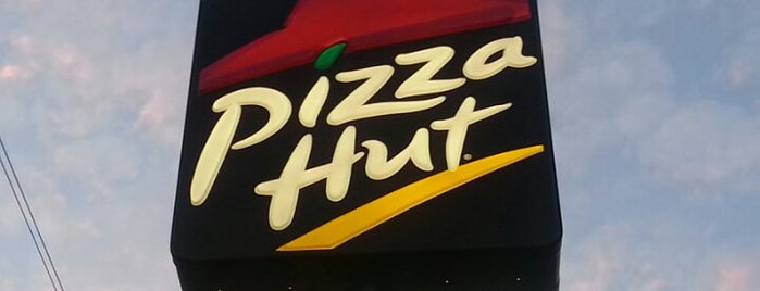 Pizza Hut is one of The1JMAC : понравившиеся места.