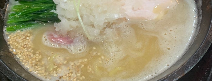 麺屋時茂 西川口店 is one of Lugares favoritos de Kotaro.