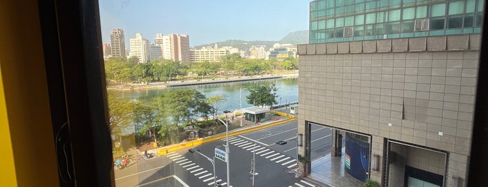 高雄國賓大飯店 Ambassador Hotel is one of 泊まったホテル｜住過的旅館.