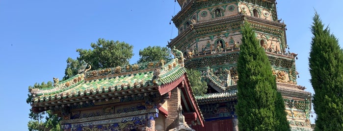 Guangsheng Temple 广胜寺（上寺） is one of Great Ancient Chinese Constructions.