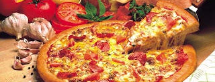 Pizza Hut is one of Dalocska kajás!.