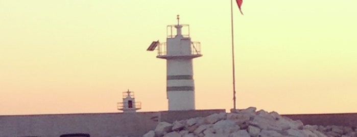 Güzelce Marina is one of İstanbul Avrupa Yakası #2 🍁🍃.