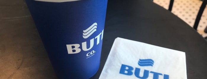 Buti & Co. is one of Orte, die Kler gefallen.