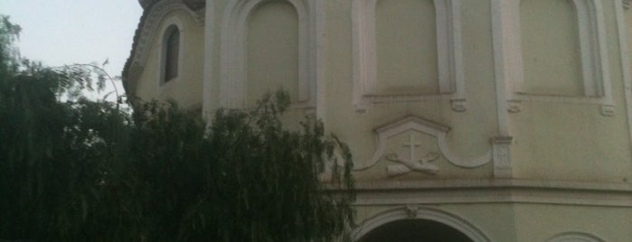 Santa Maria Katolik Kilisesi is one of สถานที่ที่ ⚓️Ceyda ถูกใจ.