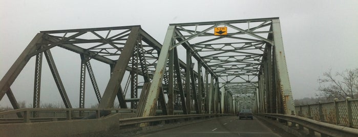 Low Level Bridge is one of Bridges in Edmonton.