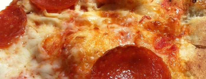 Mimi's Pizza Kitchen is one of Adrianna wants to try:.