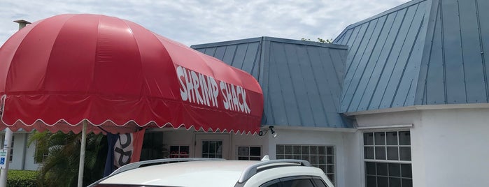 Islamorada Shrimp Shack is one of Todd's Saved Places.