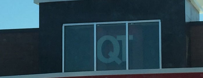 QuikTrip is one of Brandi 님이 좋아한 장소.