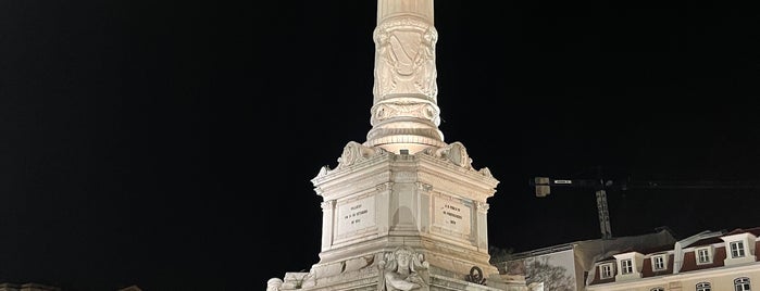 Estátua de D. Pedro IV is one of Lisboa.