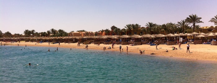 Makadi Bay is one of Hurghada islands excursions.