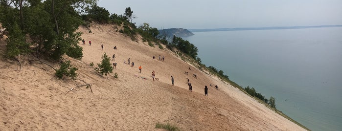 Sleeping Bear Dunes National Lakeshore is one of To-Go Places 🇺🇸.