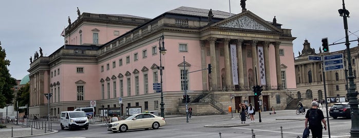 Staatsoper Unter den Linden is one of Plovers in Berlin and Sofia.