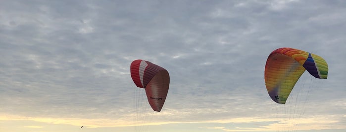 Vuelos en Parapente is one of Peru To-Do.