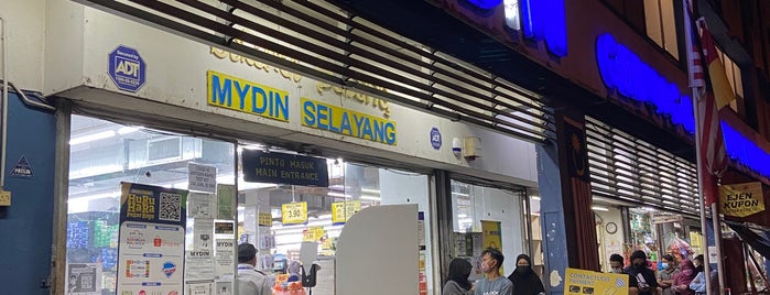 Mydin Wholesale Emporium Selayang is one of Shop Here. Shopping Places, MY #5.