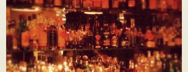 Eberts Bar is one of Orte, die Ольга gefallen.