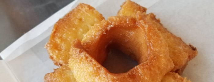 Blinkies Donut Emporium is one of date.