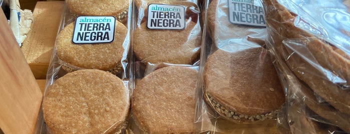 Almacén Tierra Negra is one of #BsAsFoodie (Dinner & Lunch).