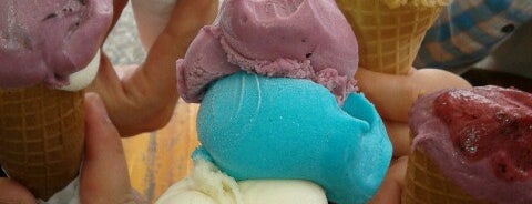 Girit Sakız Dondurmacısı Nazmi Usta is one of 🇹🇷sedoさんの保存済みスポット.